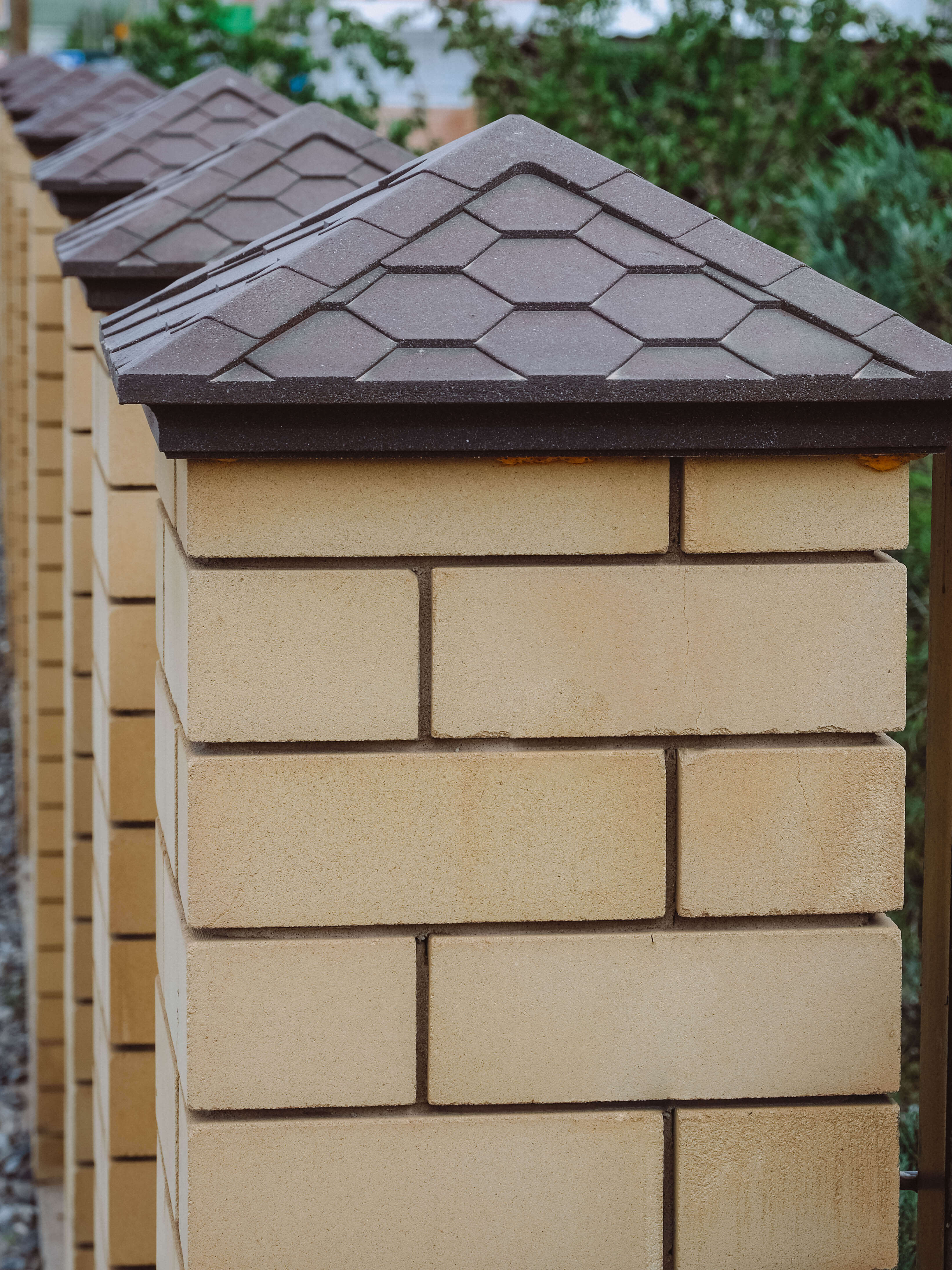 Колпак Zking Эверест Коричневый на столб 1.5х1.5 кирпича (390х390мм) в Златоусте фото